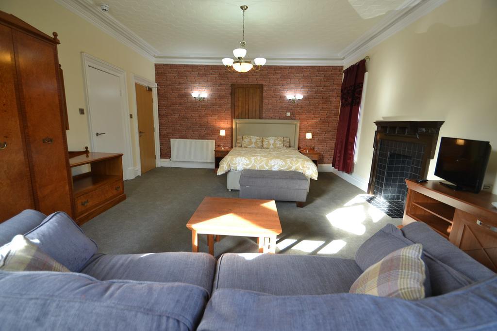 The Milverton Hotel Manchester Eksteriør billede